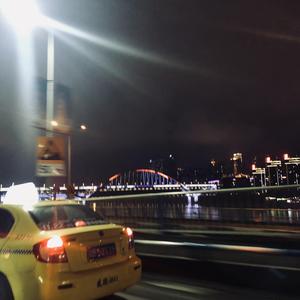 美女扒开腿㊙️男人爽桶视频
